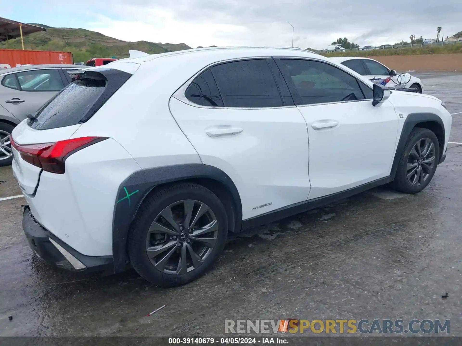 13 Photograph of a damaged car JTHR9JBH4L2025867 LEXUS UX 250H 2020