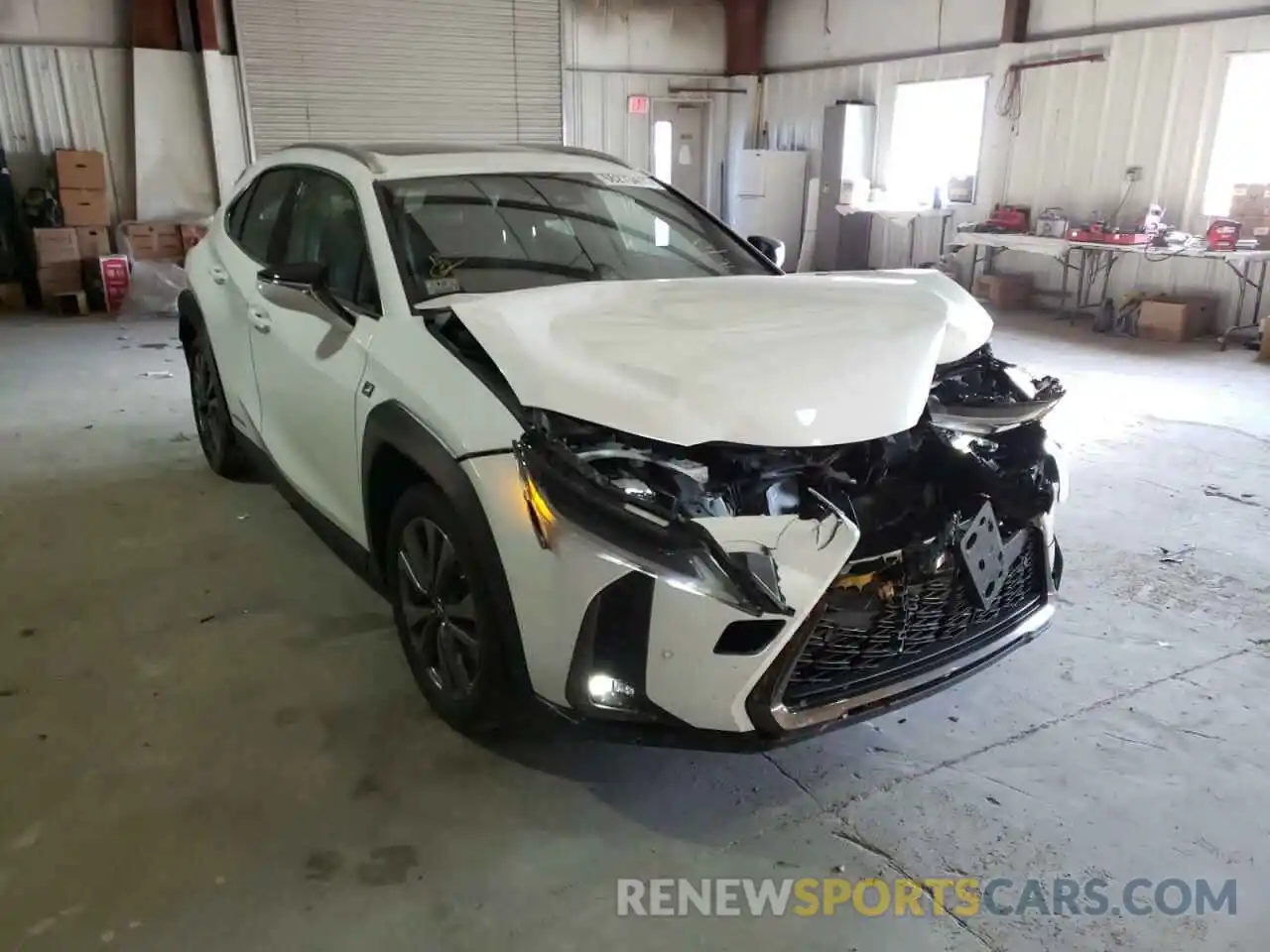 1 Фотография поврежденного автомобиля JTHR9JBH5L2032651 LEXUS UX 250H 2020