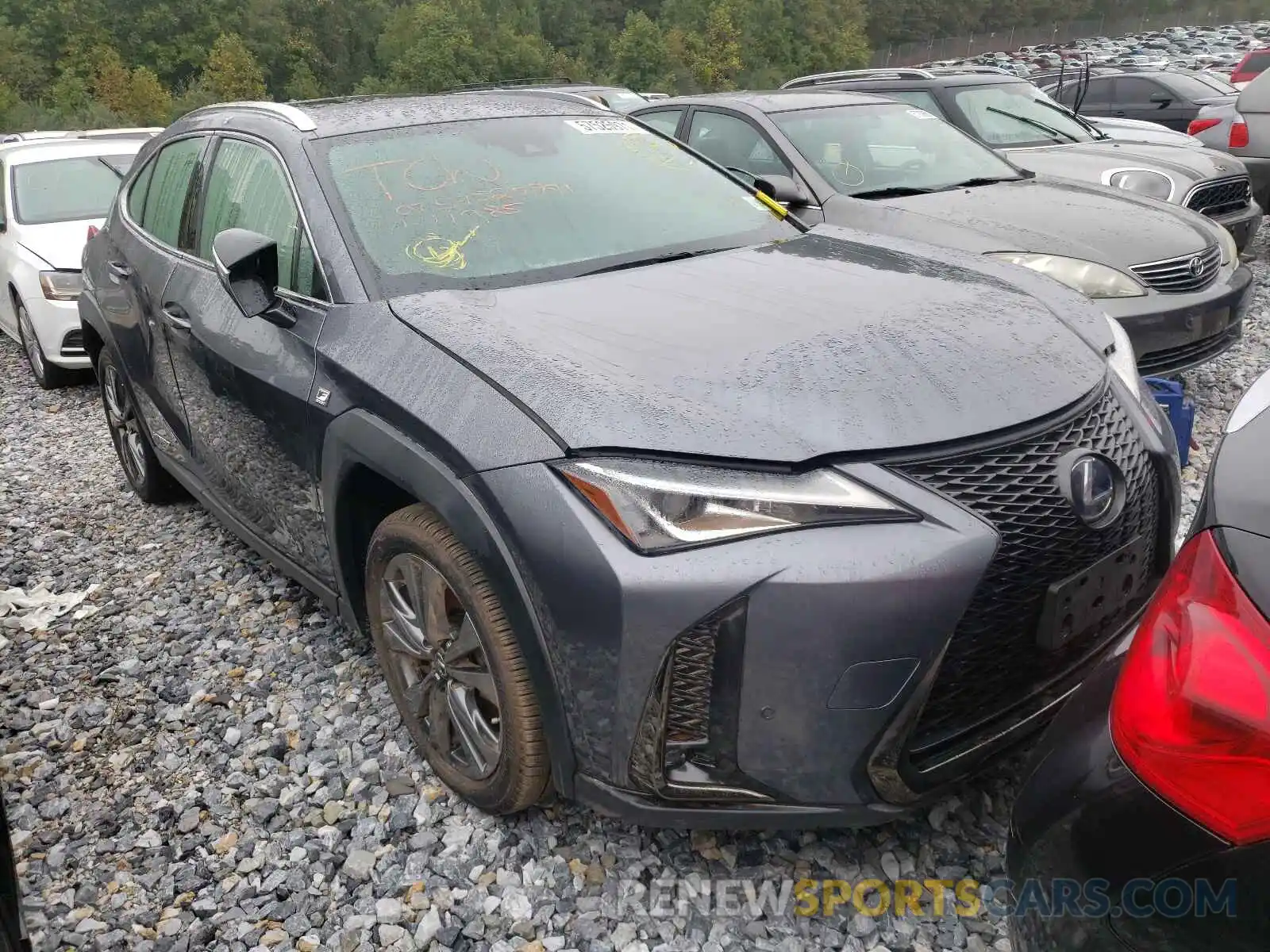 1 Фотография поврежденного автомобиля JTHR9JBH7L2031985 LEXUS UX 250H 2020