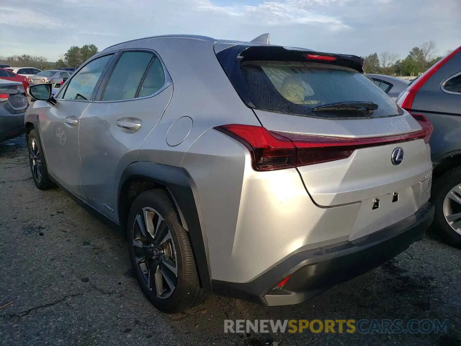 3 Photograph of a damaged car JTHX9JBH1L2035604 LEXUS UX 250H 2020