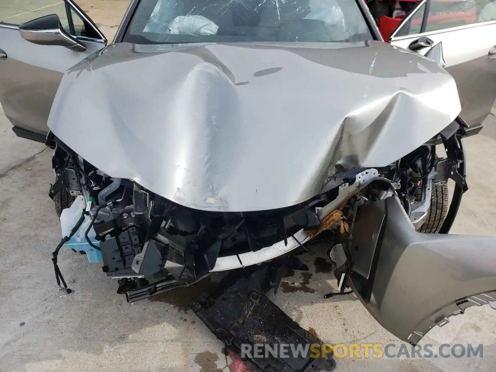 7 Photograph of a damaged car JTHX9JBH3L2036298 LEXUS UX 250H 2020