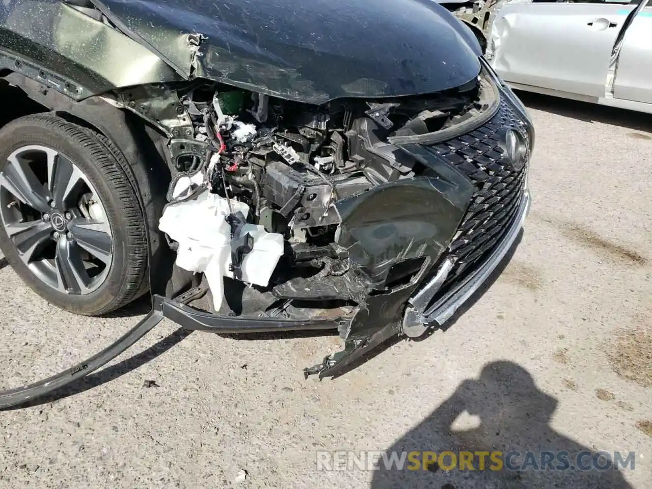 9 Photograph of a damaged car JTHX9JBH4L2036228 LEXUS UX 250H 2020