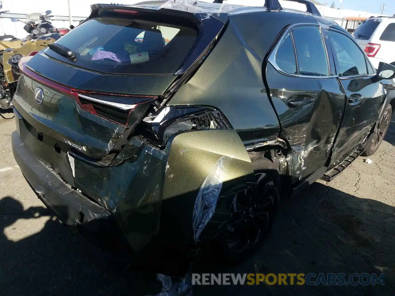 9 Photograph of a damaged car JTHX9JBH8L2033946 LEXUS UX 250H 2020