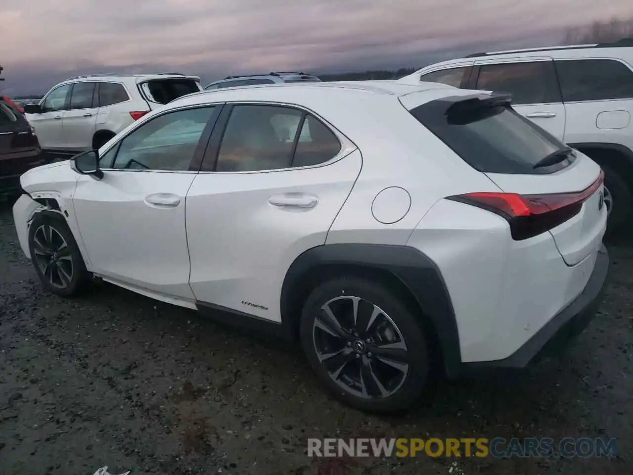 2 Фотография поврежденного автомобиля JTHX9JBH9L2027895 LEXUS UX 250H 2020