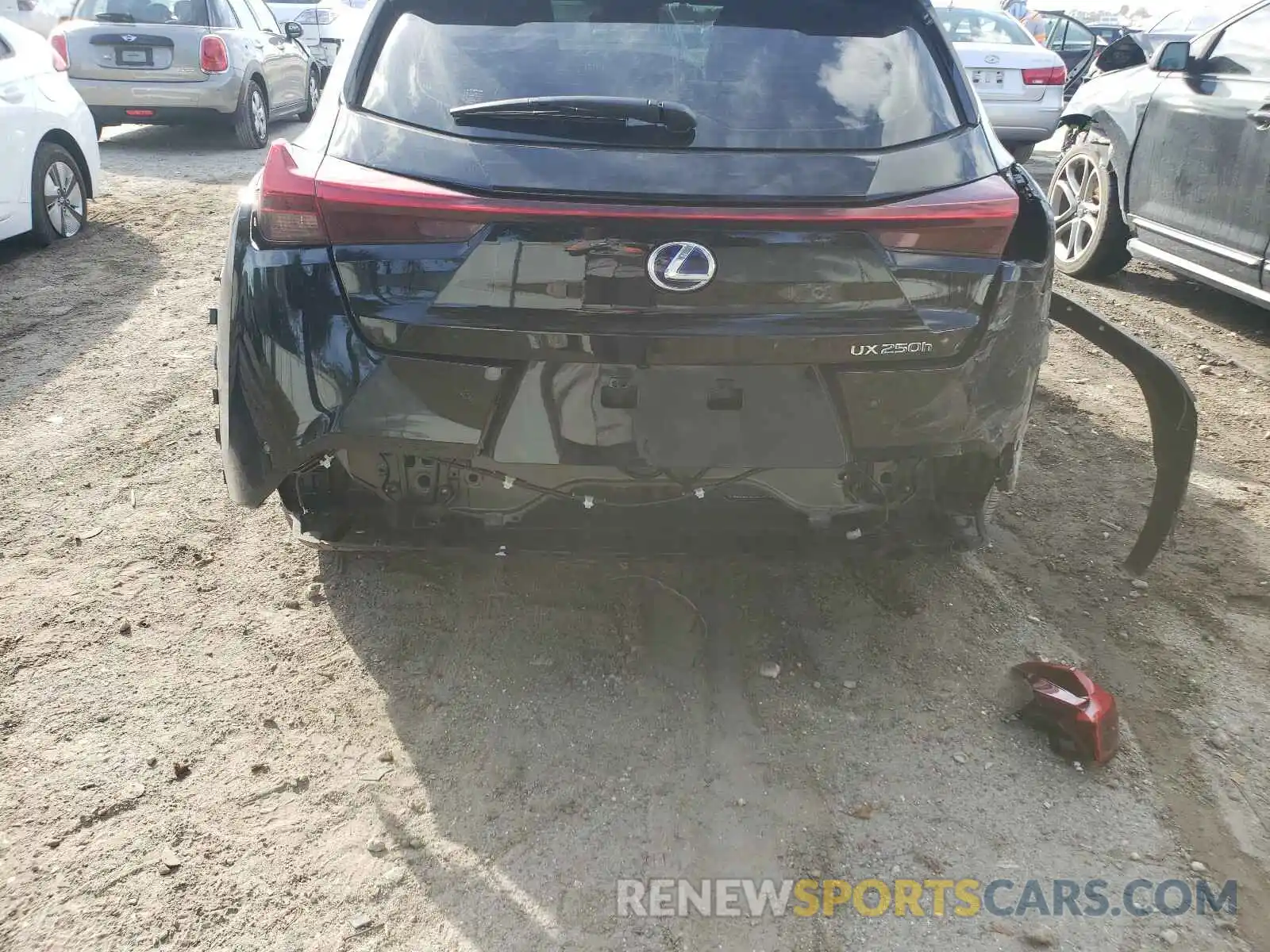 9 Фотография поврежденного автомобиля JTHX9JBHXL2034726 LEXUS UX 250H 2020