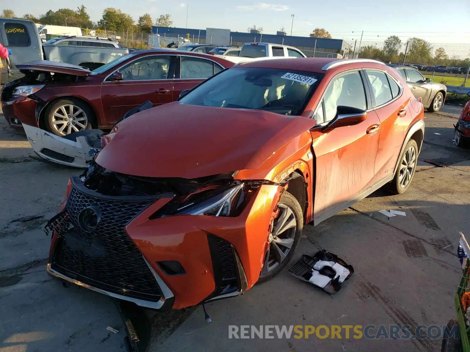 2 Фотография поврежденного автомобиля JTHE9JBH4M2037887 LEXUS UX 250H 2021