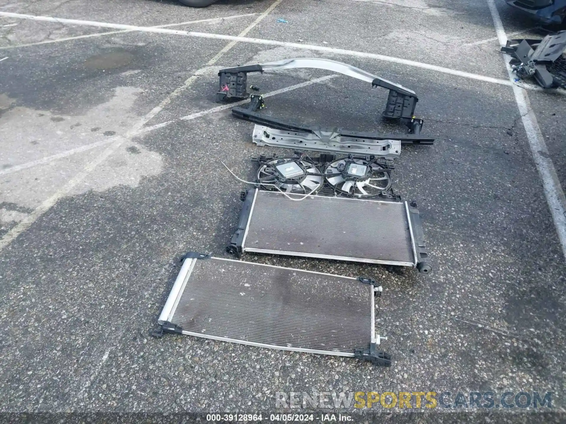 12 Фотография поврежденного автомобиля JTHE9JBH5M2043603 LEXUS UX 250H 2021