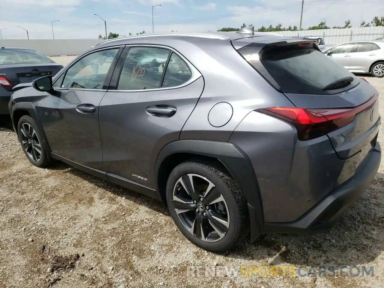 3 Фотография поврежденного автомобиля JTHL9JBH1M2049776 LEXUS UX 250H 2021