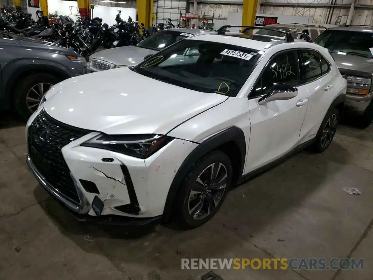 2 Фотография поврежденного автомобиля JTHL9JBH7M2048602 LEXUS UX 250H 2021