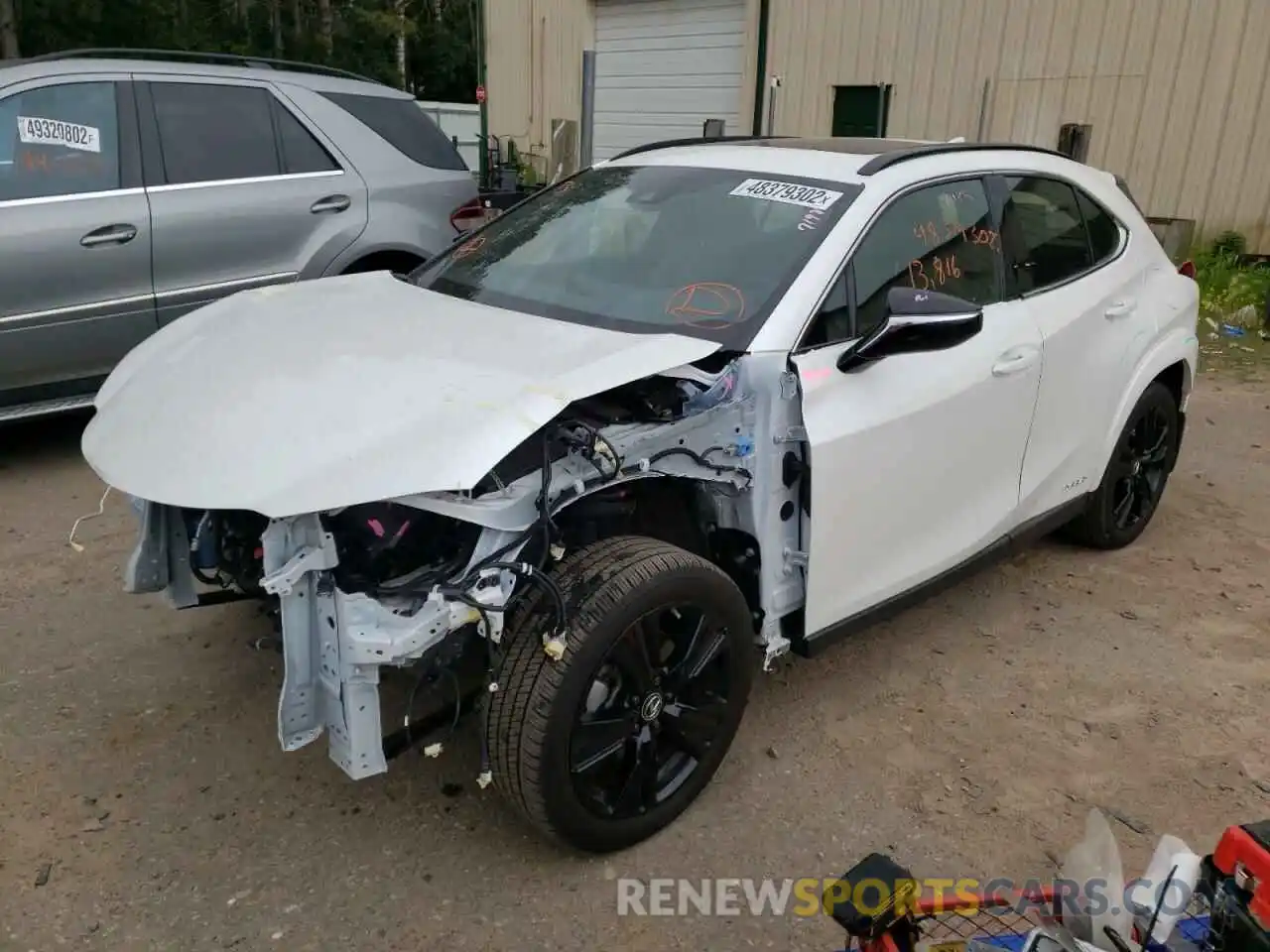 2 Фотография поврежденного автомобиля JTHP9JBH0M2048913 LEXUS UX 250H 2021