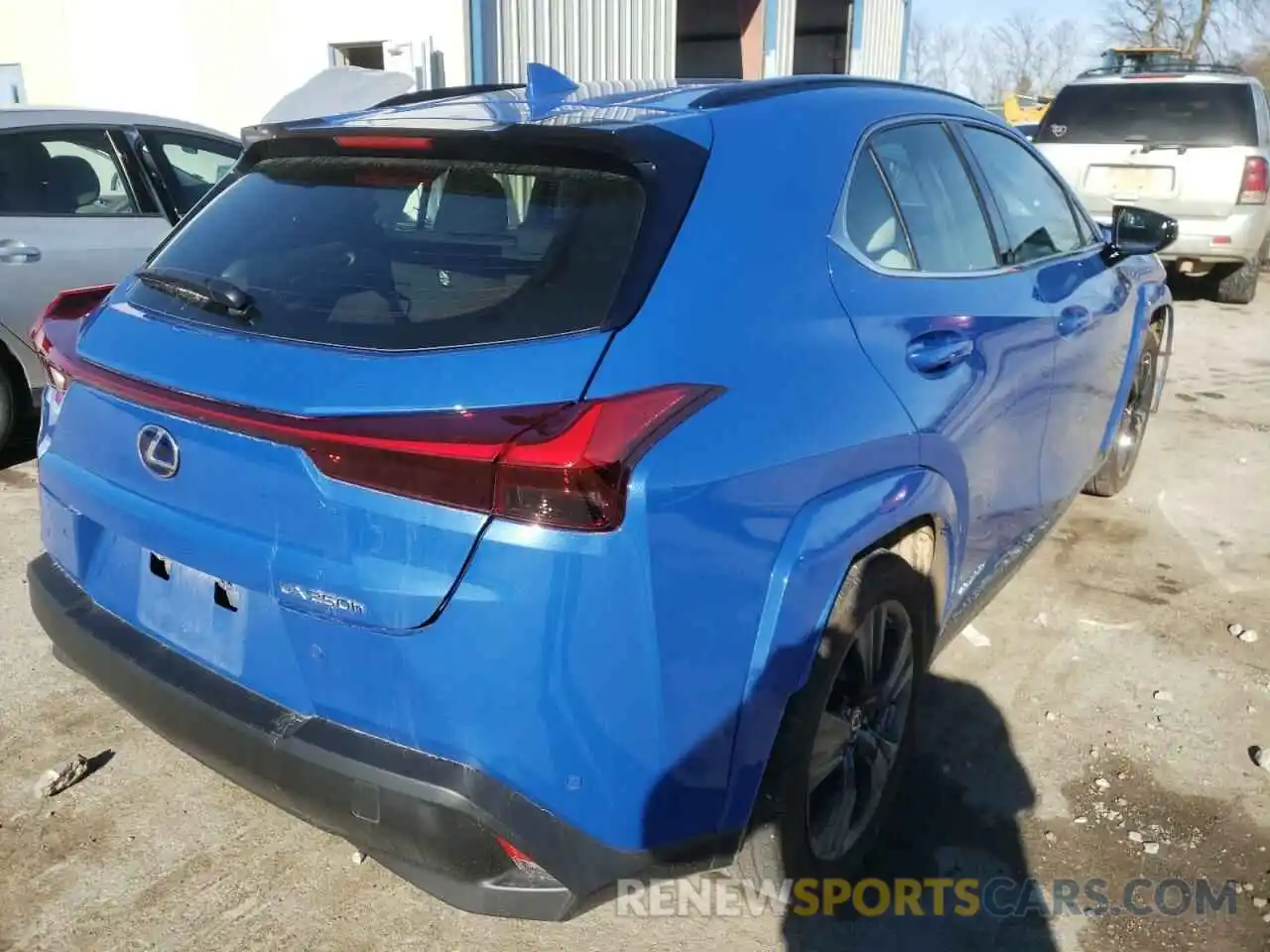 4 Фотография поврежденного автомобиля JTHP9JBH1M2046801 LEXUS UX 250H 2021