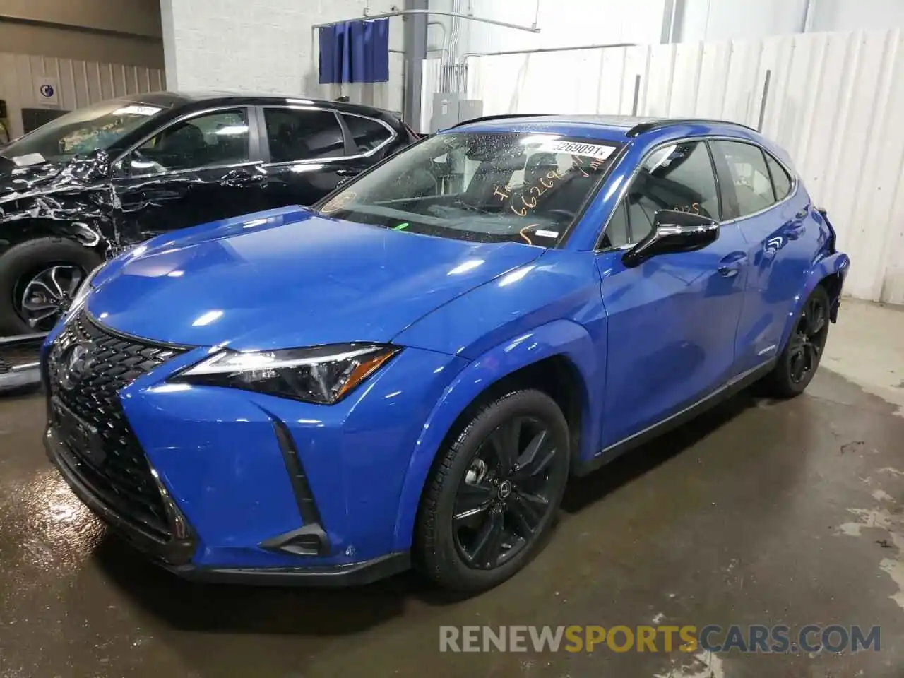 2 Фотография поврежденного автомобиля JTHP9JBH3M2047562 LEXUS UX 250H 2021