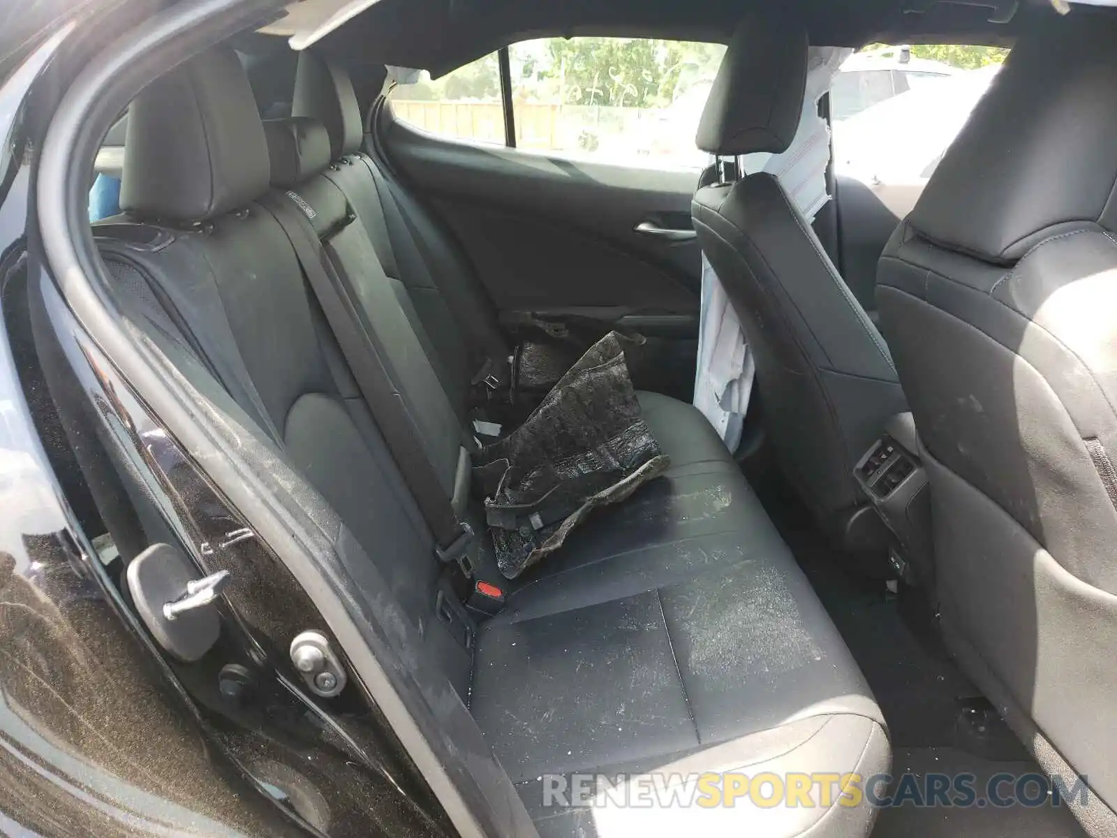 6 Photograph of a damaged car JTHP9JBH4M2045240 LEXUS UX 250H 2021