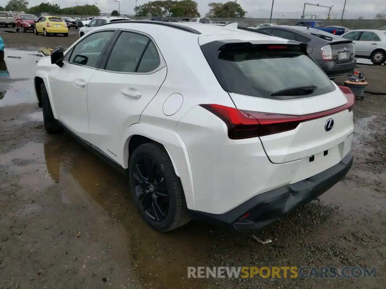 3 Фотография поврежденного автомобиля JTHP9JBH5M2048244 LEXUS UX 250H 2021