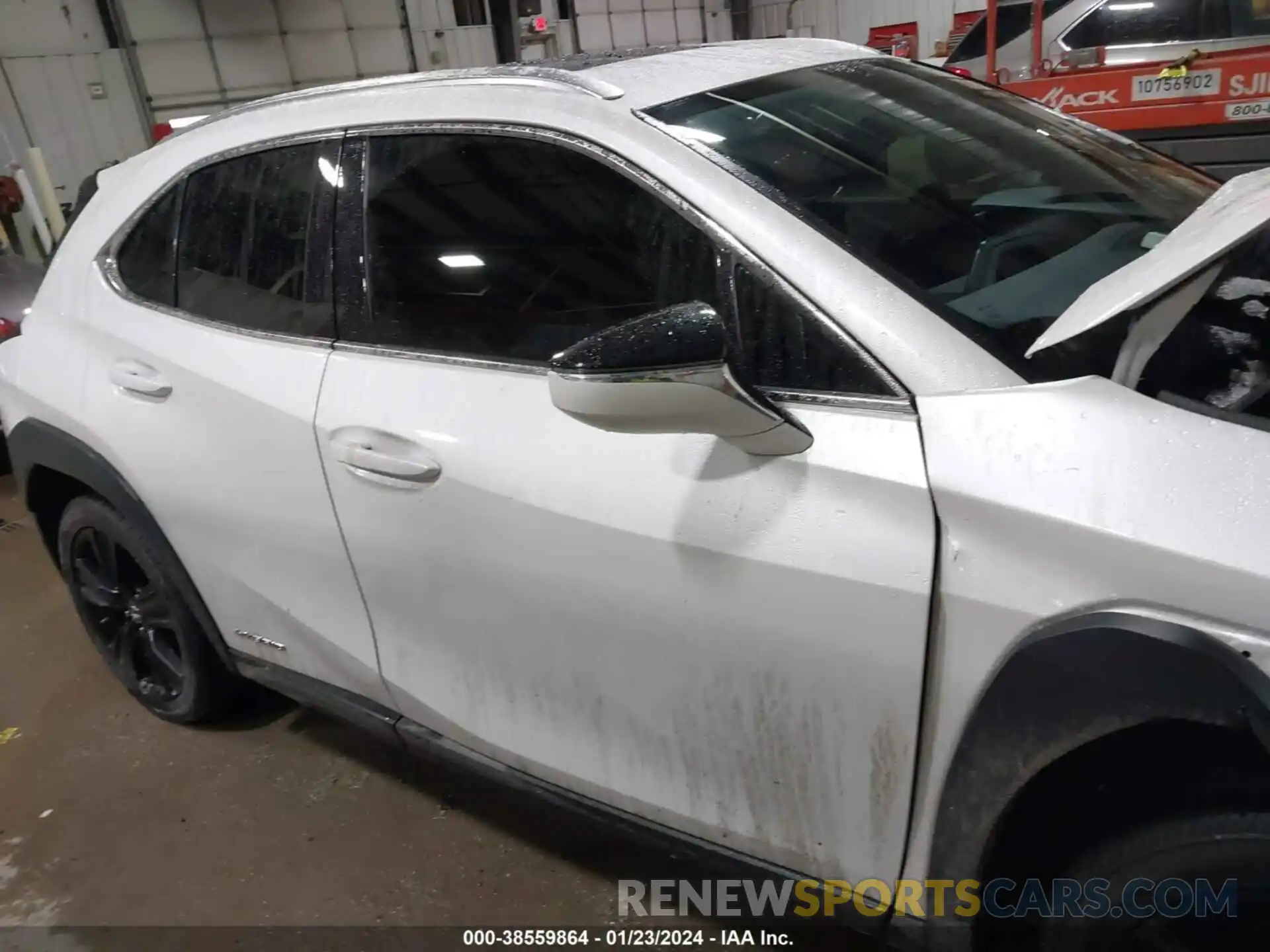 12 Фотография поврежденного автомобиля JTHP9JBH6M2039827 LEXUS UX 250H 2021