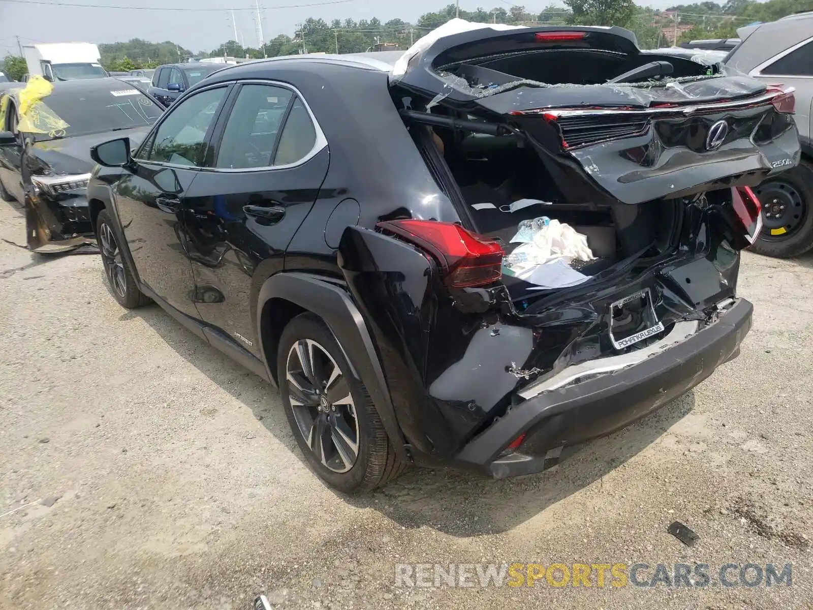 3 Фотография поврежденного автомобиля JTHP9JBHXM2038731 LEXUS UX 250H 2021