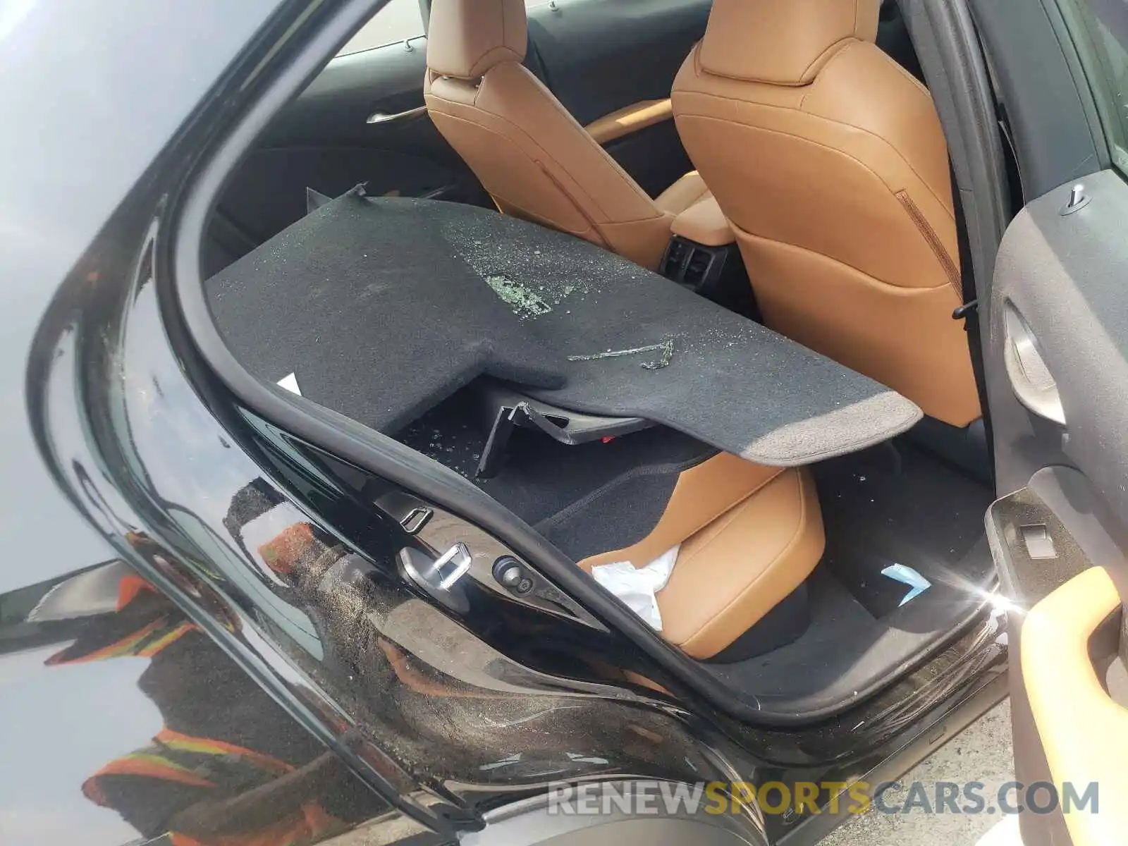 6 Photograph of a damaged car JTHP9JBHXM2038731 LEXUS UX 250H 2021