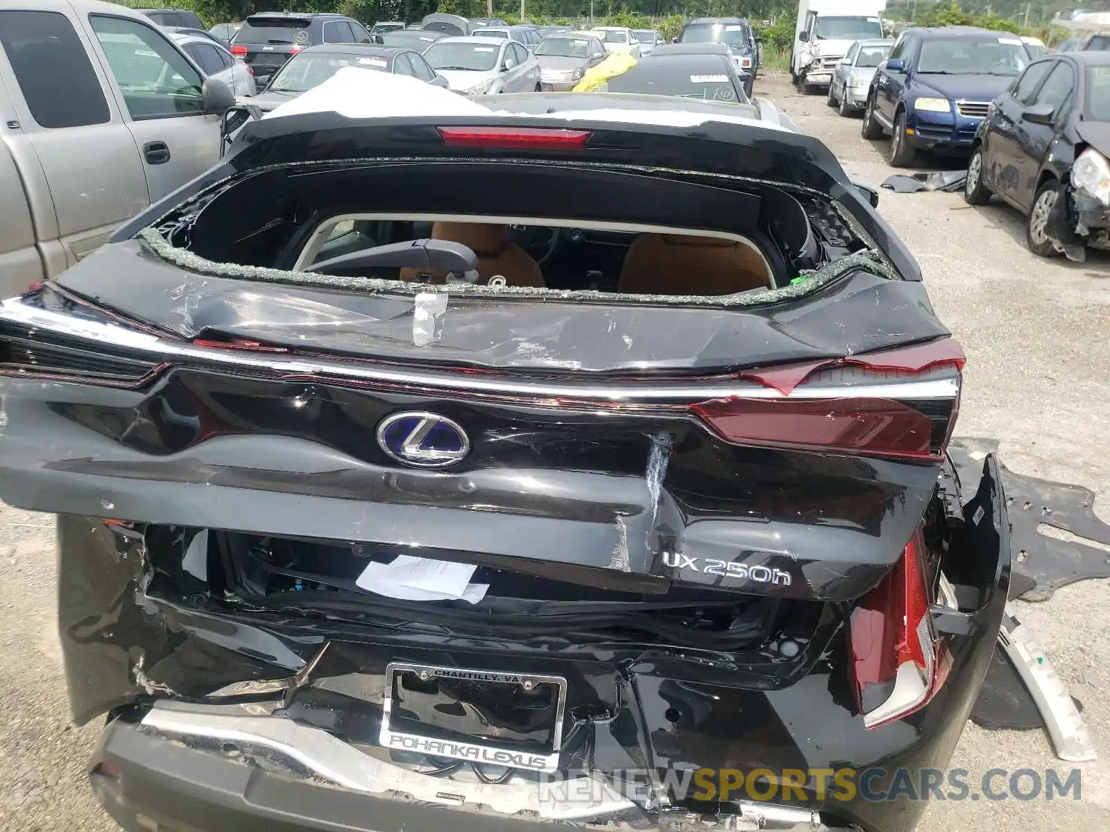 9 Фотография поврежденного автомобиля JTHP9JBHXM2038731 LEXUS UX 250H 2021