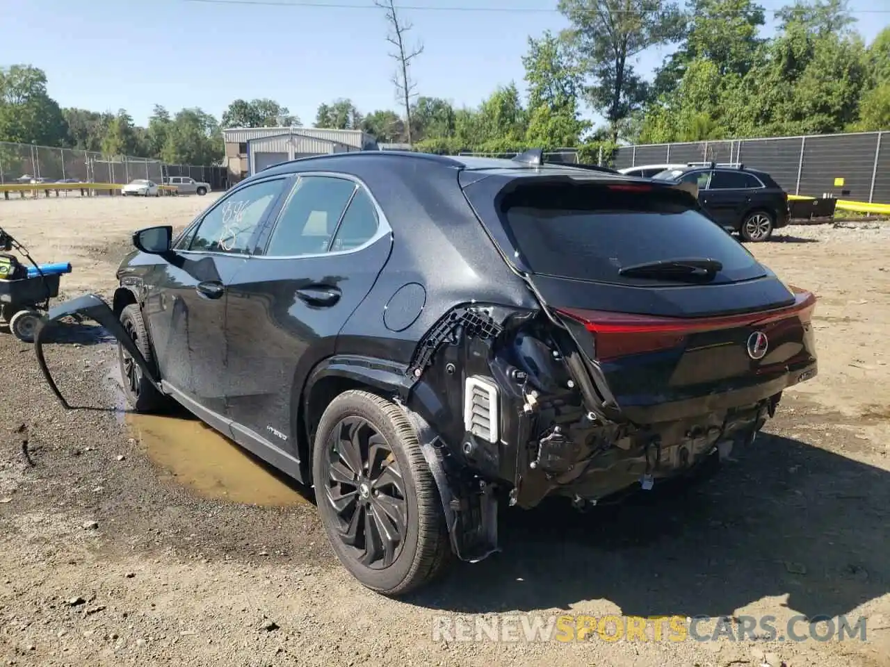 3 Фотография поврежденного автомобиля JTHP9JBHXM2045694 LEXUS UX 250H 2021