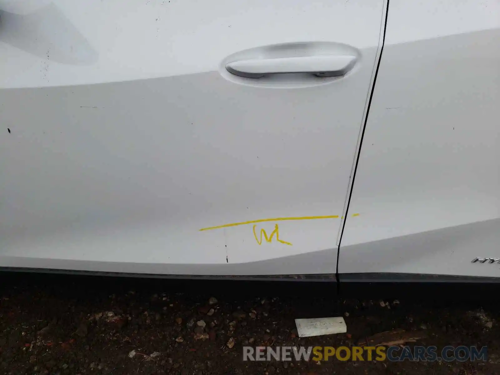 9 Photograph of a damaged car JTHR9JBH1M2052011 LEXUS UX 250H 2021