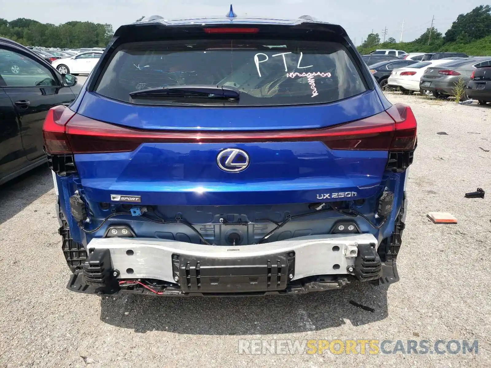 10 Фотография поврежденного автомобиля JTHR9JBH7M2038971 LEXUS UX 250H 2021