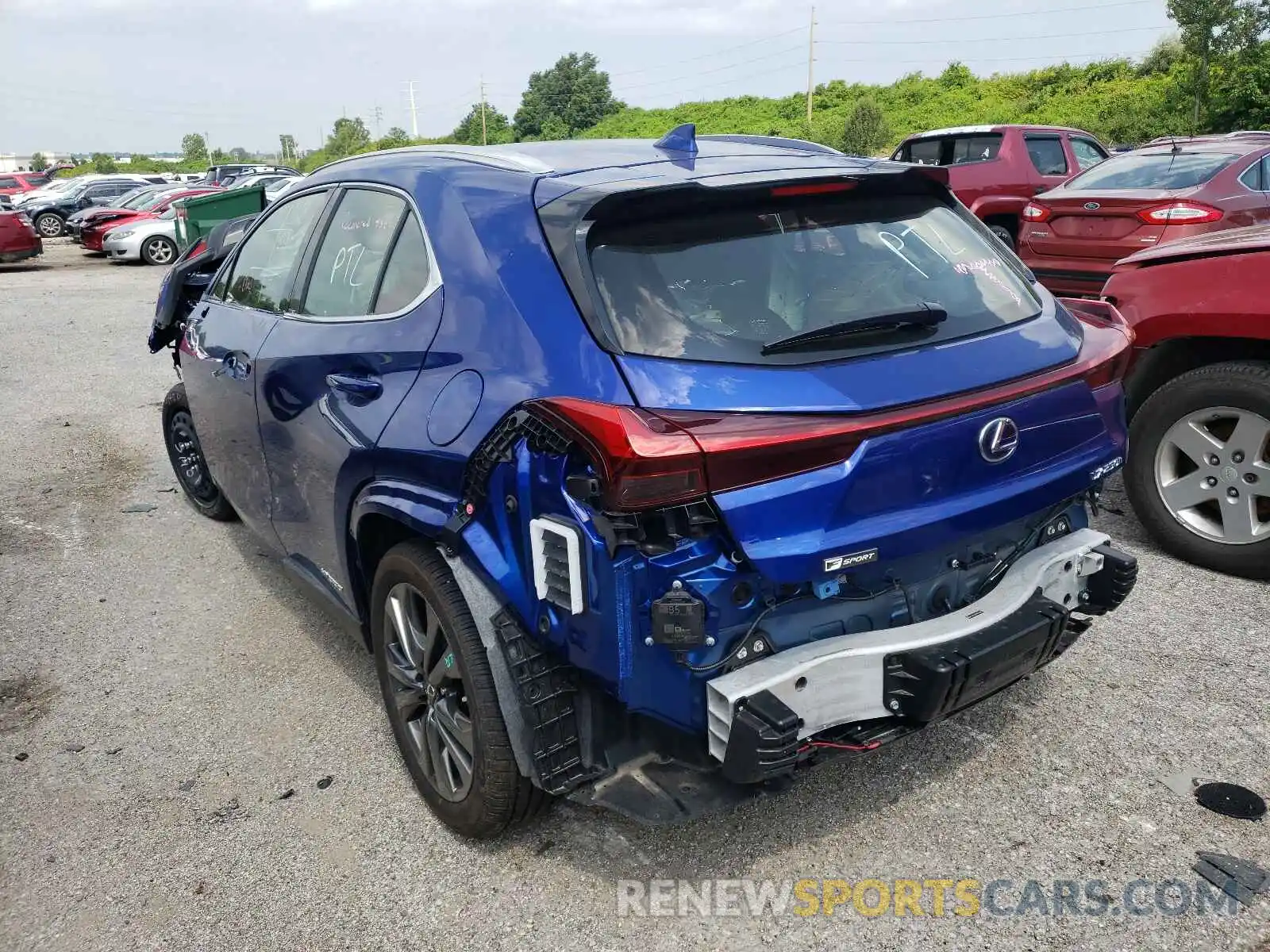 3 Фотография поврежденного автомобиля JTHR9JBH7M2038971 LEXUS UX 250H 2021