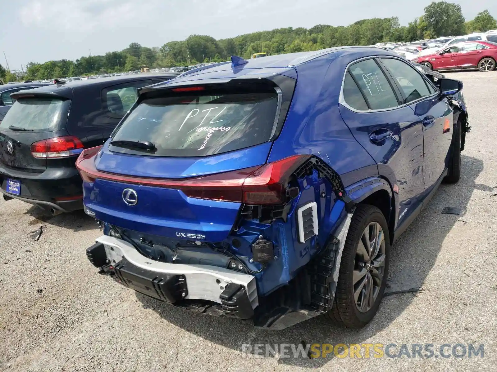 4 Фотография поврежденного автомобиля JTHR9JBH7M2038971 LEXUS UX 250H 2021