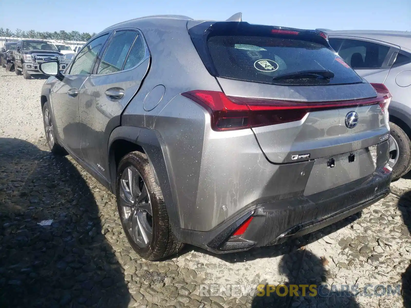 3 Фотография поврежденного автомобиля JTHR9JBH8M2041054 LEXUS UX 250H 2021