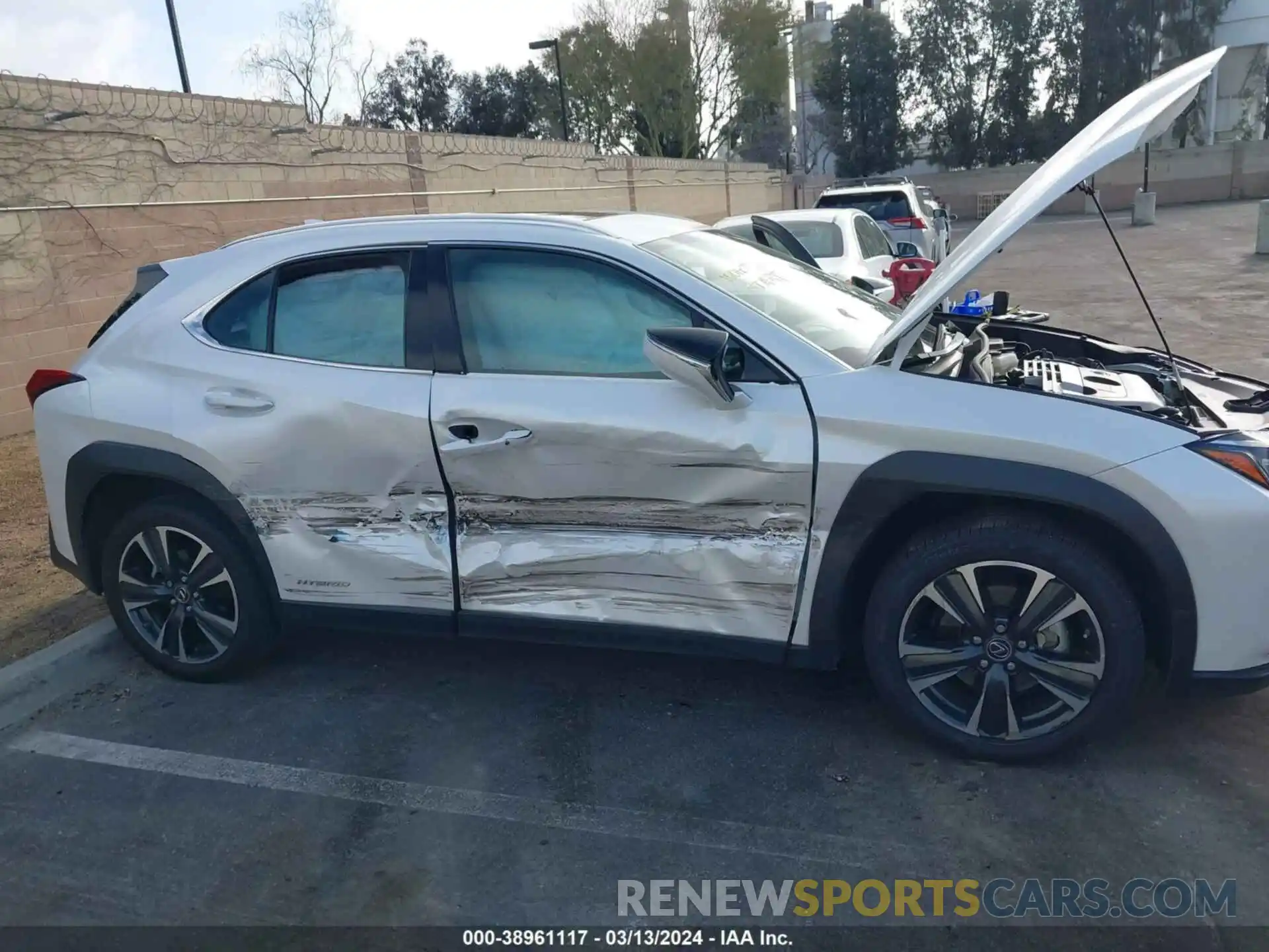 6 Photograph of a damaged car JTHX9JBHXN2062531 LEXUS UX 250H 2022