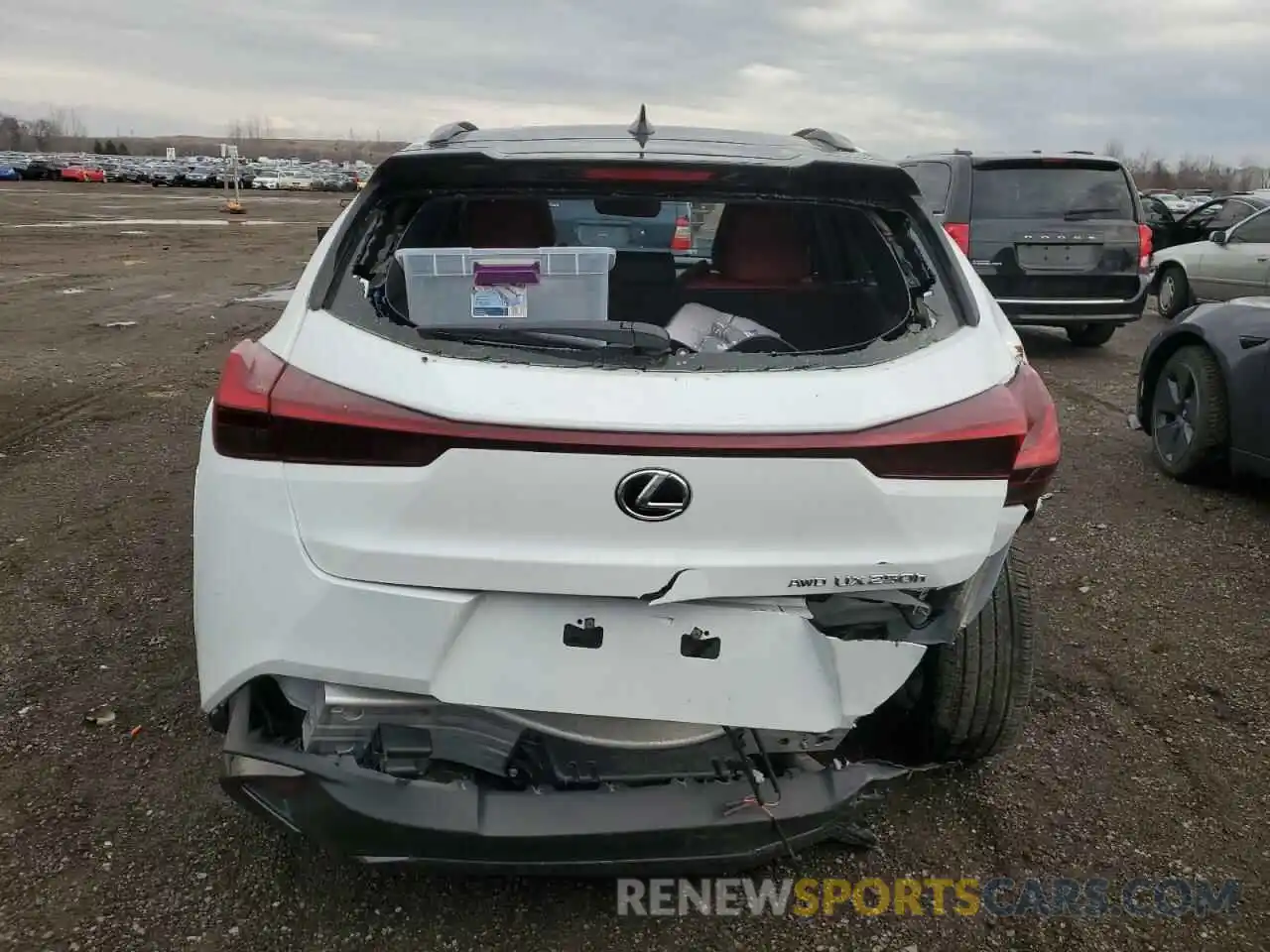 6 Фотография поврежденного автомобиля JTHR9JBH5R2072205 LEXUS UX 250H PR 2024