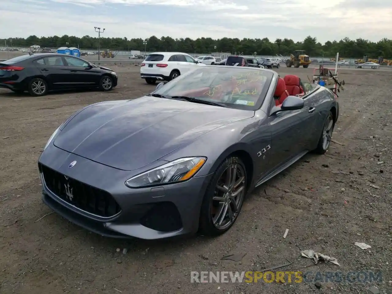 2 Photograph of a damaged car ZAM45VMA4K0345341 MASERATI ALL MODELS 2019