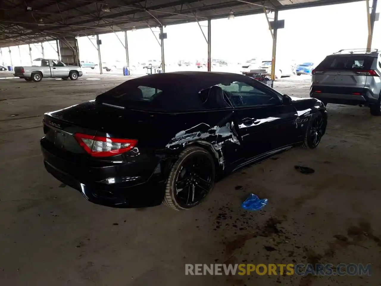 4 Photograph of a damaged car ZAM45VMA9K0315817 MASERATI ALL MODELS 2019