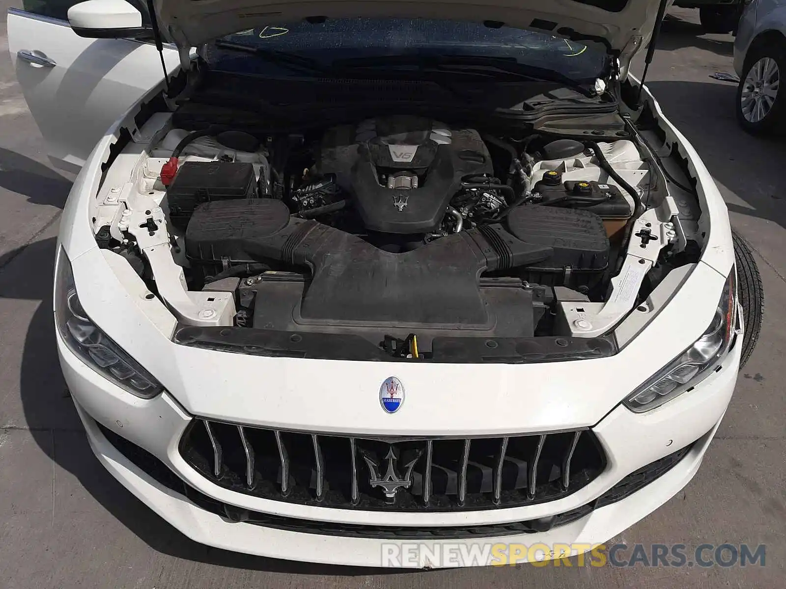 7 Photograph of a damaged car ZAM57XSA1K1310117 MASERATI ALL MODELS 2019