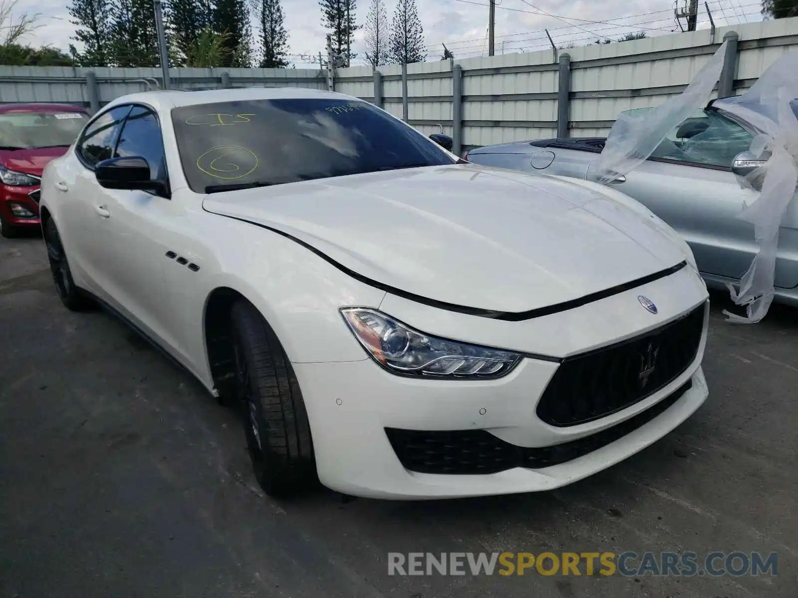 1 Фотография поврежденного автомобиля ZAM57XSA2K1325130 MASERATI ALL MODELS 2019