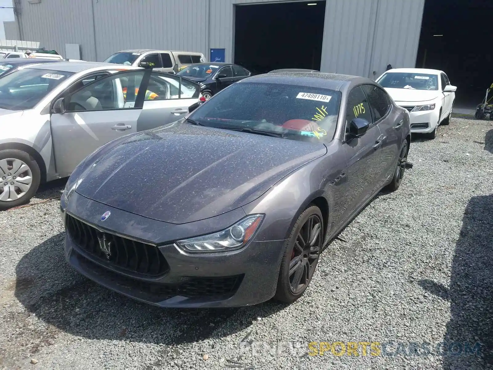 2 Photograph of a damaged car ZAM57XSA5K1320827 MASERATI ALL MODELS 2019