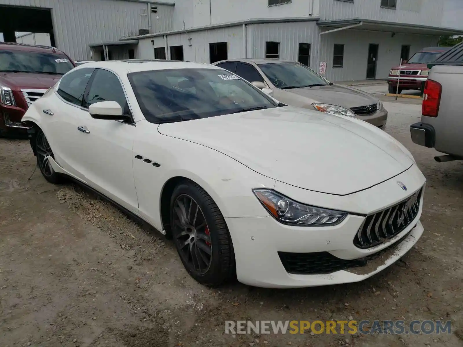 1 Фотография поврежденного автомобиля ZAM57XSA8K1311166 MASERATI ALL MODELS 2019