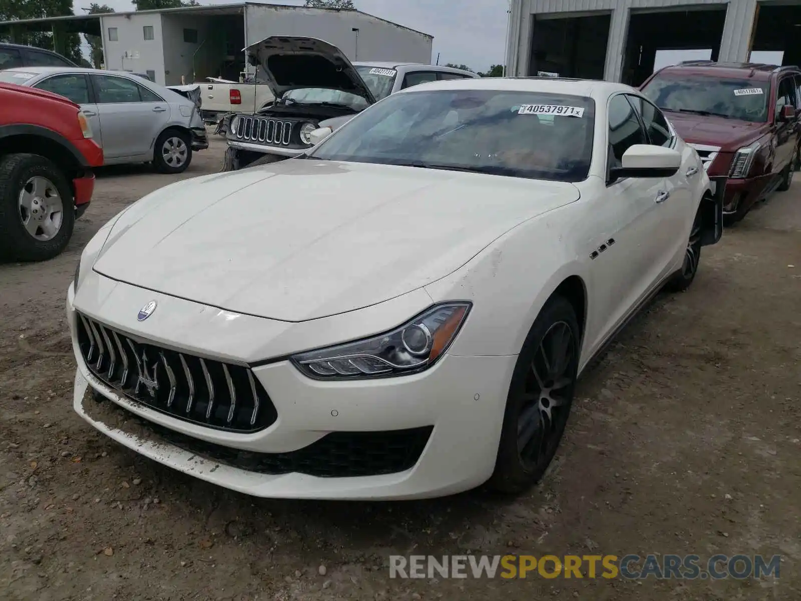 2 Фотография поврежденного автомобиля ZAM57XSA8K1311166 MASERATI ALL MODELS 2019