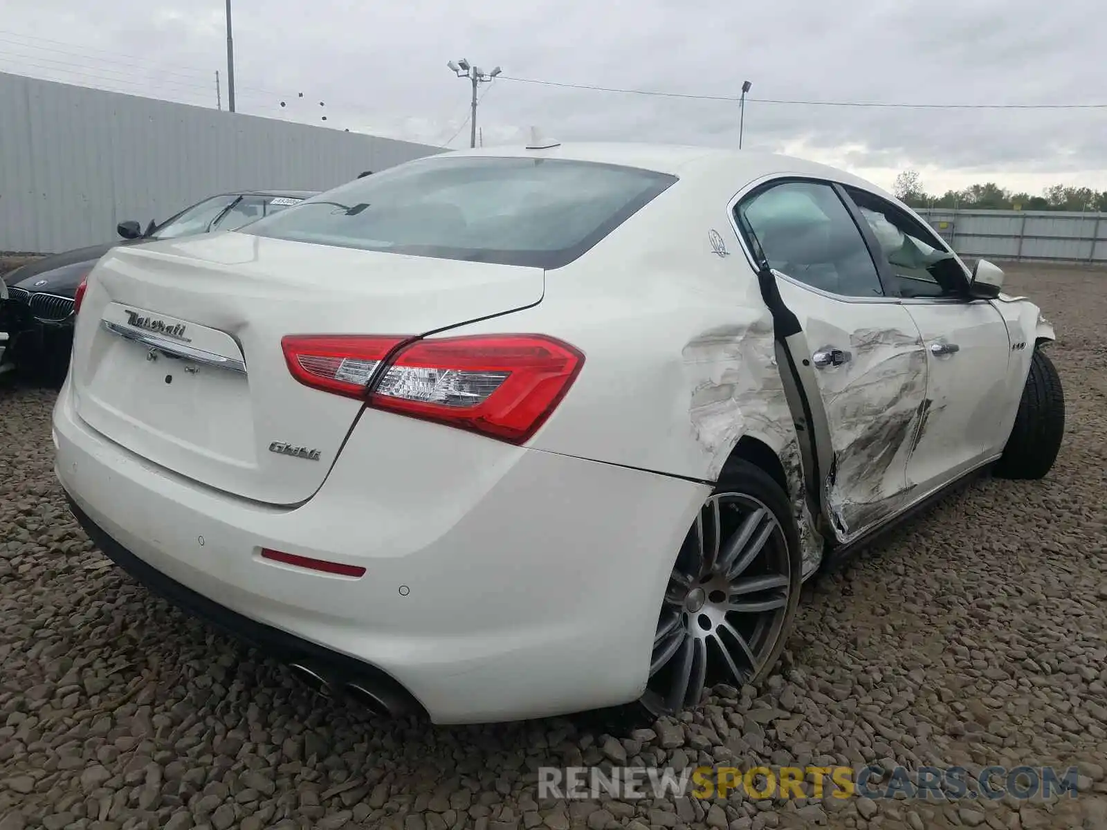 4 Photograph of a damaged car ZAM57XSA9K1308647 MASERATI ALL MODELS 2019