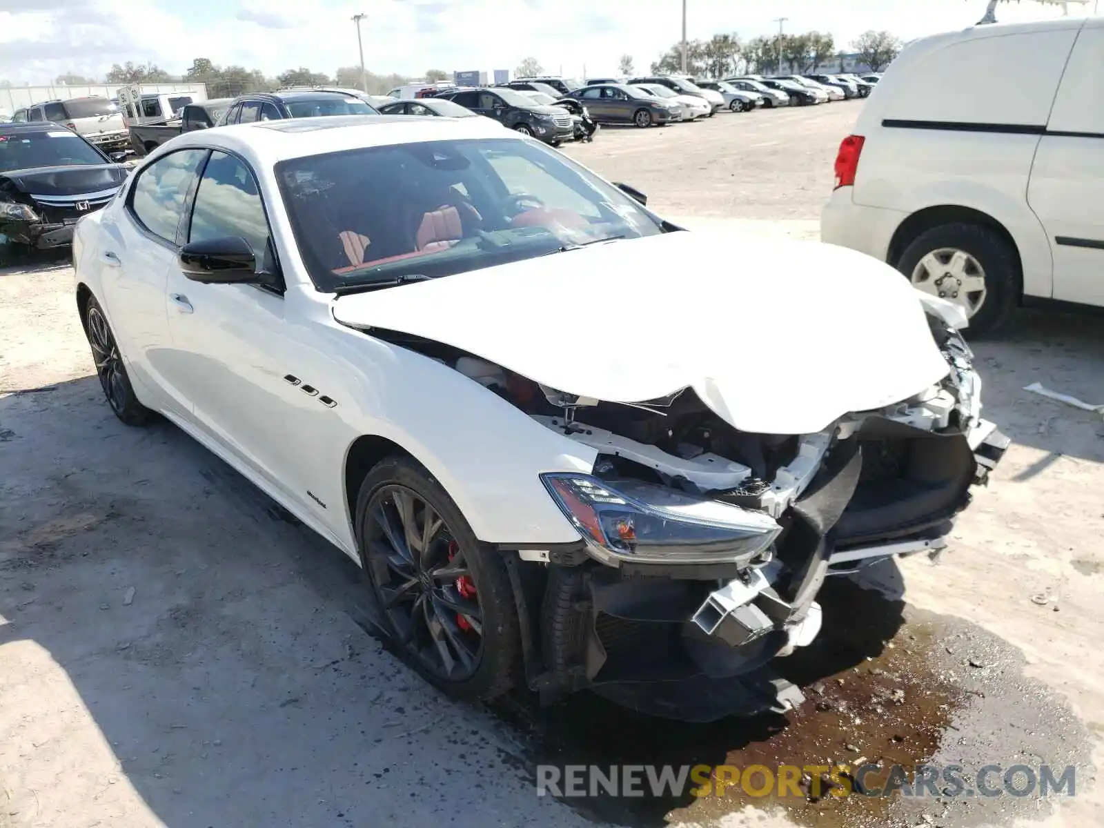 1 Photograph of a damaged car ZAM57XSS5K1335238 MASERATI ALL MODELS 2019