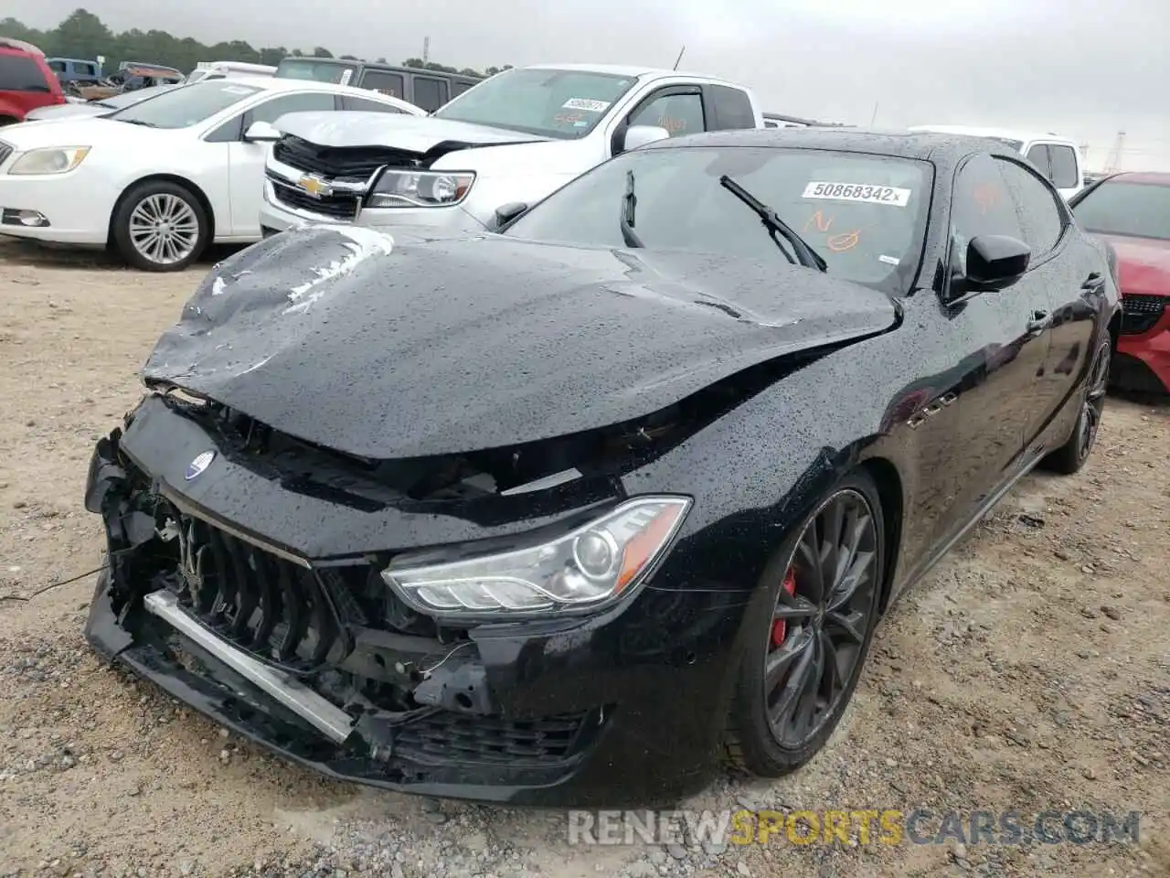 2 Photograph of a damaged car ZAM57YSA3K1323084 MASERATI ALL MODELS 2019