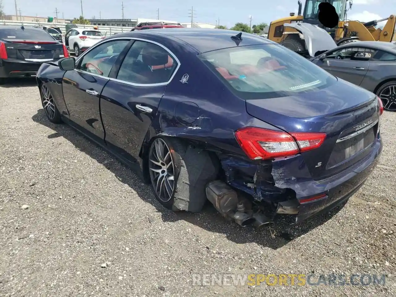 3 Photograph of a damaged car ZAM57YSAXK1314222 MASERATI ALL MODELS 2019