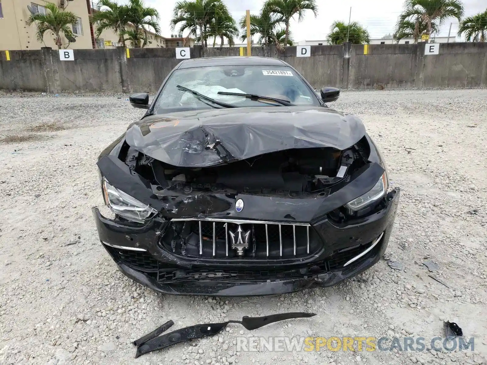 9 Photograph of a damaged car ZAM57YSL6K1311030 MASERATI ALL MODELS 2019