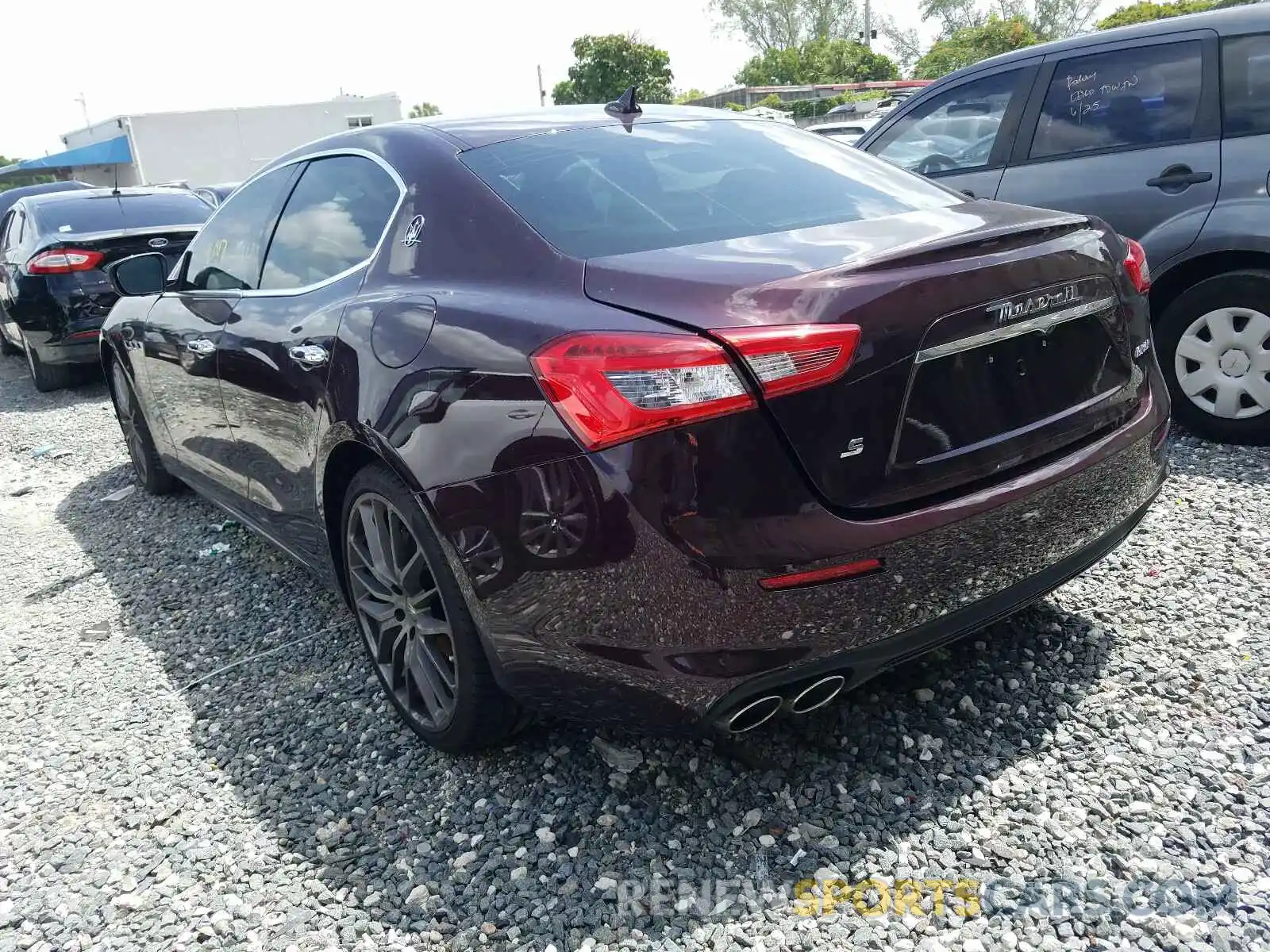 3 Photograph of a damaged car ZAM57YSL7K1312736 MASERATI ALL MODELS 2019