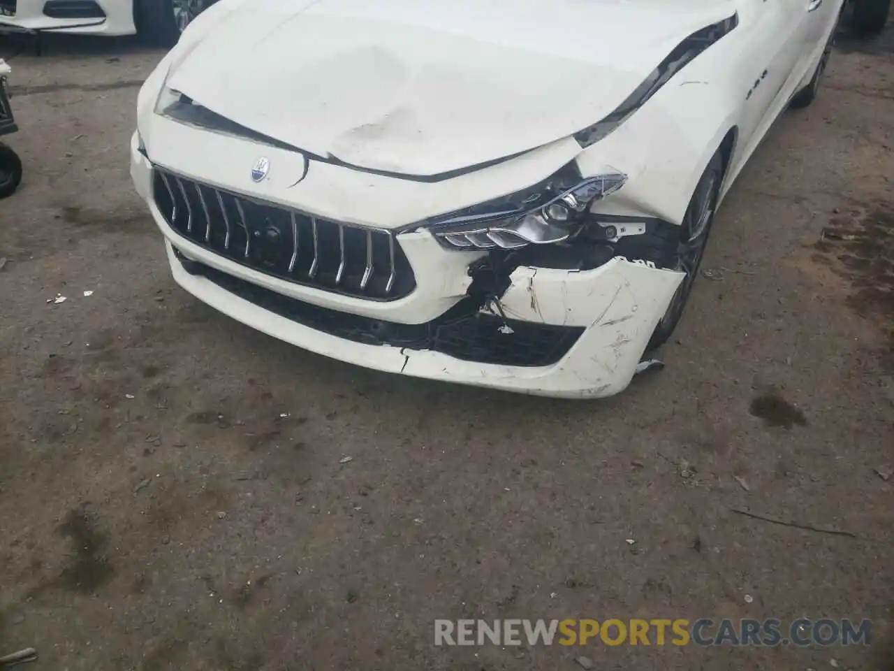 9 Photograph of a damaged car ZAM57YTA0K1321551 MASERATI ALL MODELS 2019