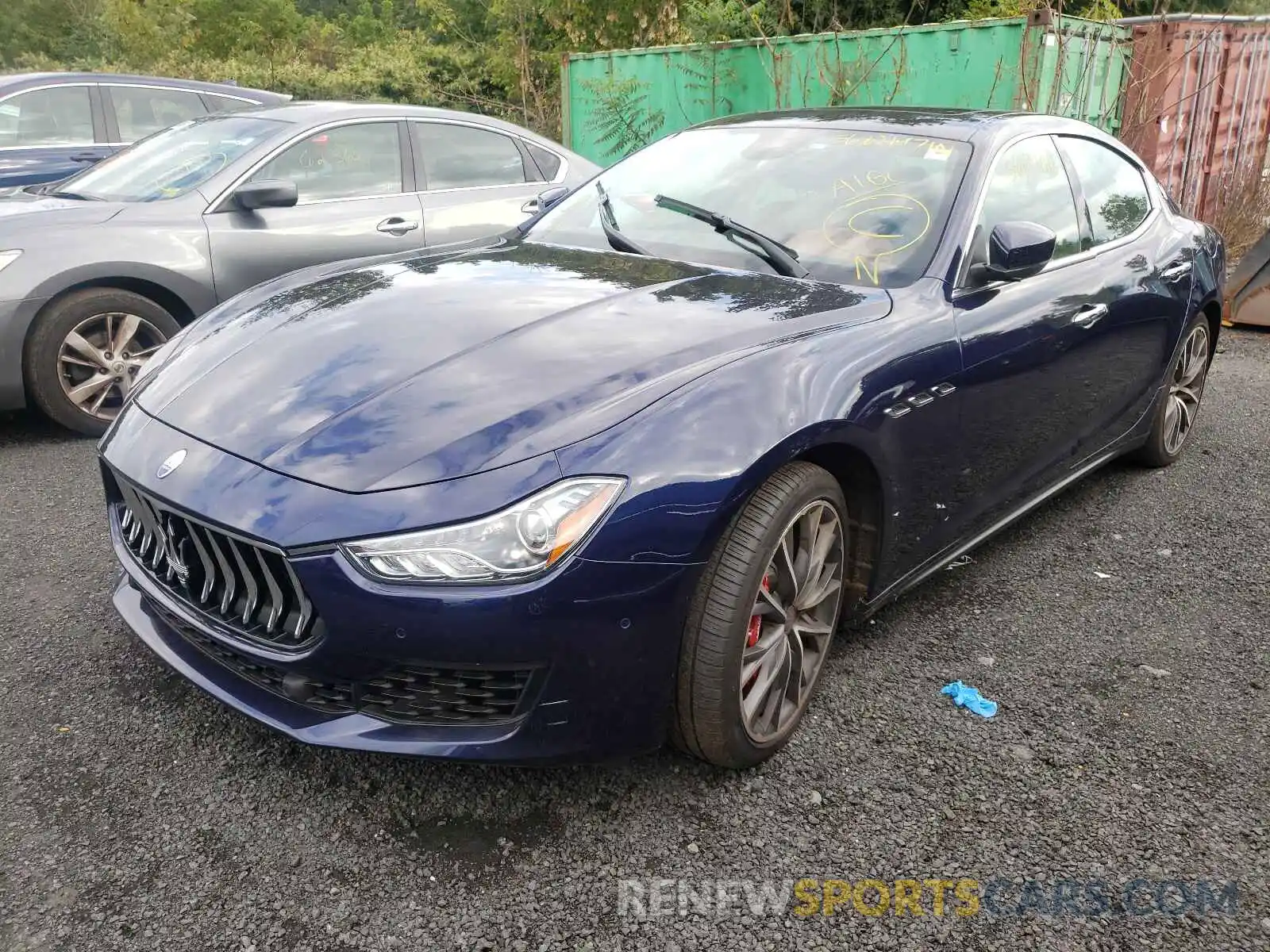 2 Photograph of a damaged car ZAM57YTA1K1315094 MASERATI ALL MODELS 2019