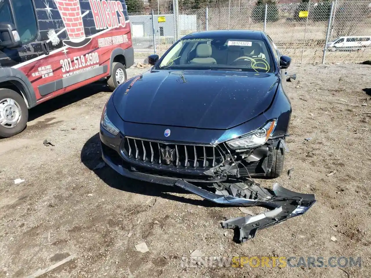 9 Photograph of a damaged car ZAM57YTA1K1328198 MASERATI ALL MODELS 2019