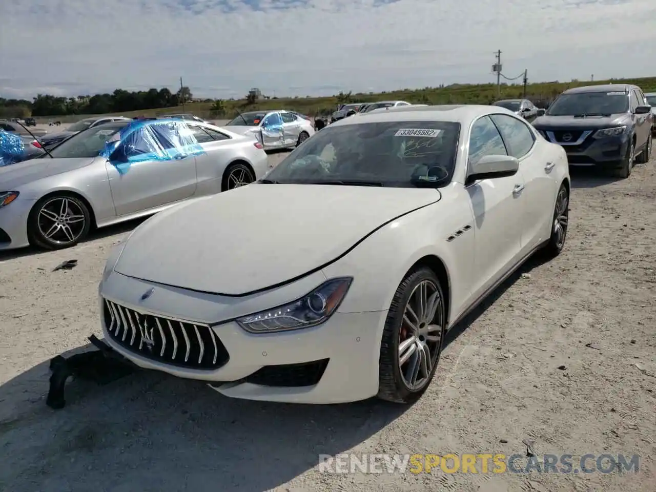 2 Photograph of a damaged car ZAM57YTA6K1308447 MASERATI ALL MODELS 2019