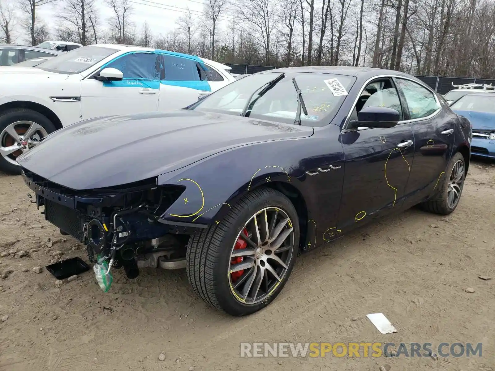 2 Photograph of a damaged car ZAM57YTA7K1315956 MASERATI ALL MODELS 2019