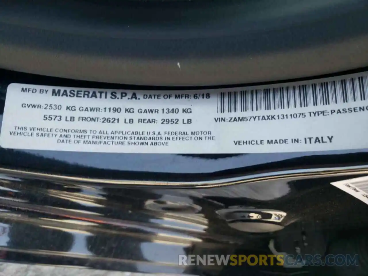 10 Photograph of a damaged car ZAM57YTAXK1311075 MASERATI ALL MODELS 2019