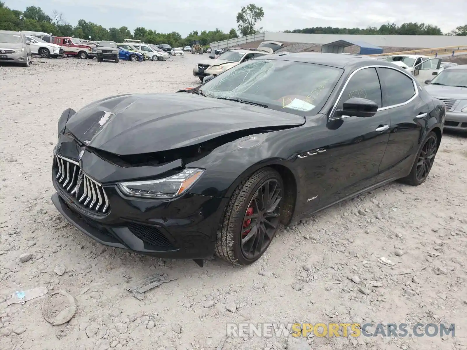 2 Photograph of a damaged car ZAM57YTS4K1329645 MASERATI ALL MODELS 2019